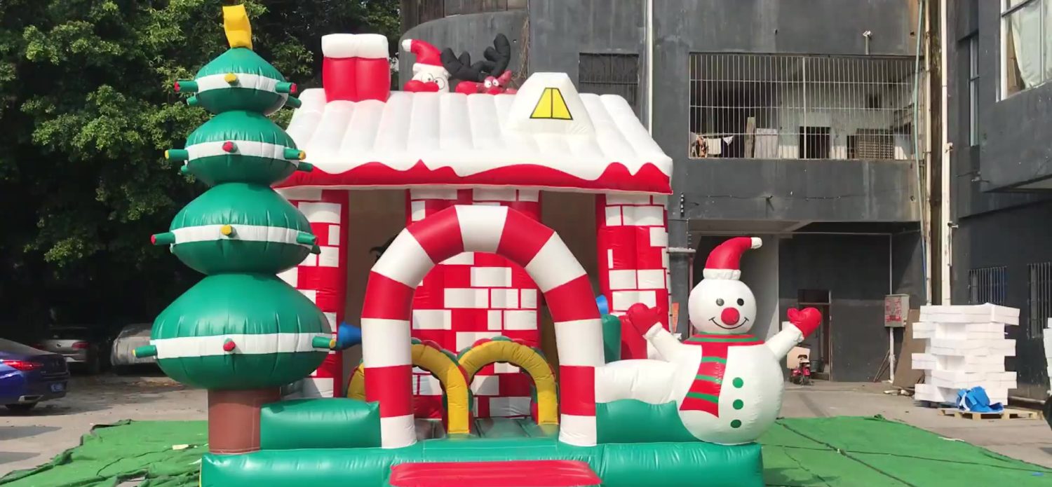 Giant christmas inflatables in the USA